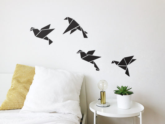 HOUTEN WANDDECORATIE / WOODEN WALL DECORATION - GEOMETRISCHE MUURDECORATIE / GEOMETRIC WALL ART - VOGELS / BIRDS per vogel / bird) - ZWART / BLACK - ORIGAMI DESIGN WANDFIGUUR - TRENDY & HIP WOONKAMER home homeinspiration decor sfeervolwonen wanddecoratie wonen interiorandhome walldecor homedecor geometricart myinterior workshop decoration