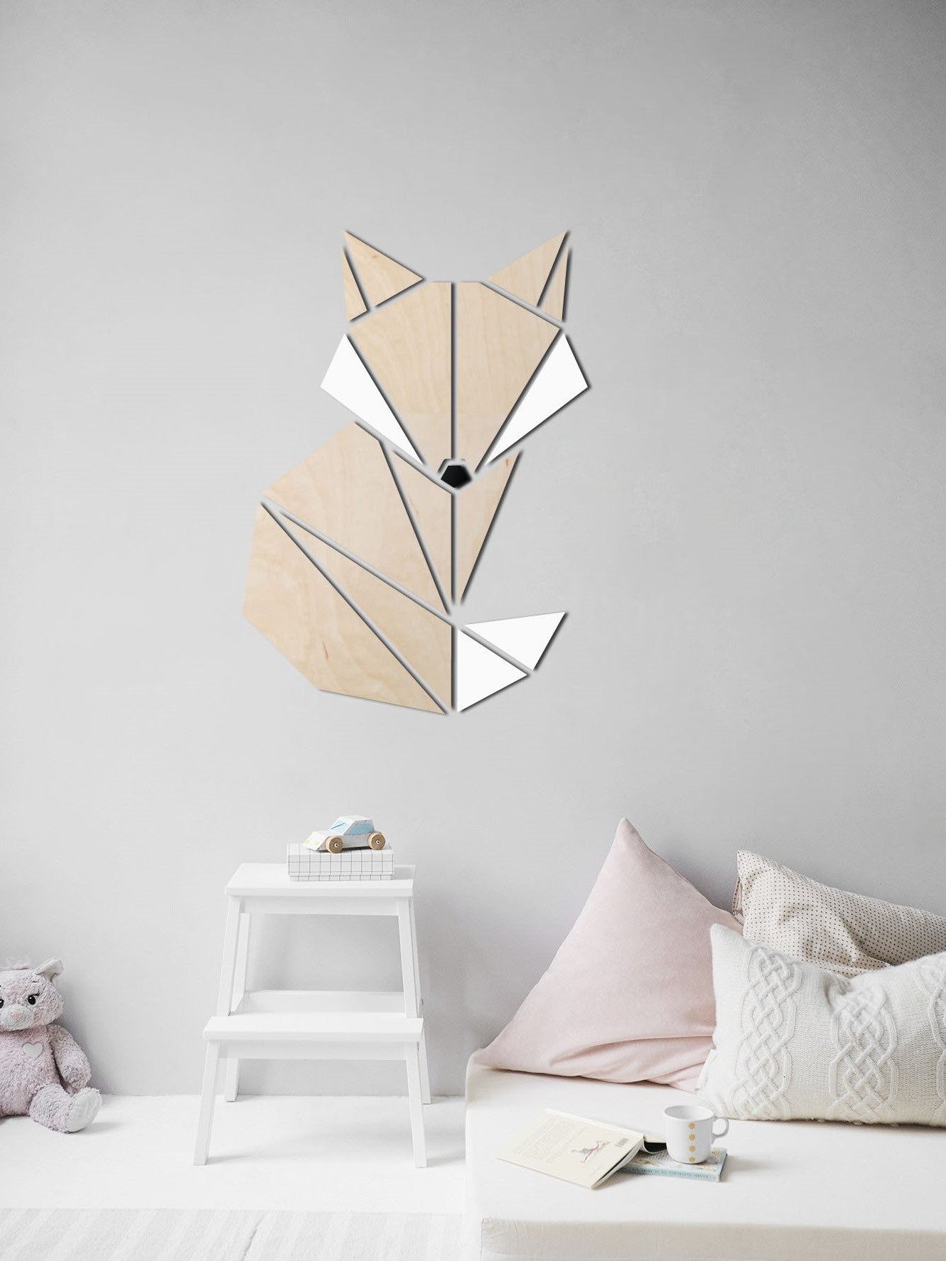 HOUTEN WANDDECORATIE / WOODEN WALL DECORATION - GEOMETRISCHE MUURDECORATIE VOOR DE KINDERKAMER / GEOMETRIC WALL ART FOR KID'S ROOM - VOS / FOX LICHT HOUT / NATURAL WOOD  KINDERKAMER SLAAPKAMER  MUURDECORATIE  CADEAU  DECORATIE BABY  INTERIEUR MUUR WAND HOUT  UNIEK NATUUR  Babykamer DIER  ANIMAL ORIGAMI DESIGN WANDFIGUUR - DIEREN  - DEVOS Wall Art Animal Babyroom babyroomdecor homedecor Walldecoration walldecorationideas wallartkids kidsroominspiration kidsroomdesign kidswallart op muur modern unique