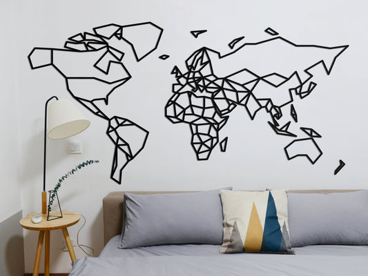 HOUTEN WANDDECORATIE / WOODEN WALL DECORATION - GEOMETRISCHE MUURDECORATIE / WALL ART - WERELDKAART / WORLD MAP - ZWART / BLACK - ATLAS - STIJLVOL EN TRENDY WOONKAMER - AARDE - CONTINENTEN - AARDRIJKSKUNDE - REIZEN - MODERN