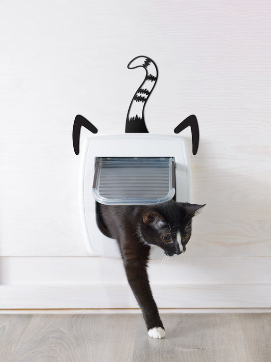 HOUTEN WANDDECORATIE / WOODEN WALL DECORATION - KATTENACCESSOIRES / CAT ACCESSORIES - KATTENLUIK / CAT DOOR - 15 x 20cm - LICHT HOUT / NATURAL WOOD - KITTY PASS - INTERIOR - FANCY CATS - TRENDY & HIP WOONKAMER  Staart en oren - ideeën over Kattenluik  kattenkamer Kattendoorgang voor binnenshuis Cat Corridor Interior Easy To Follow Door Tunnel
