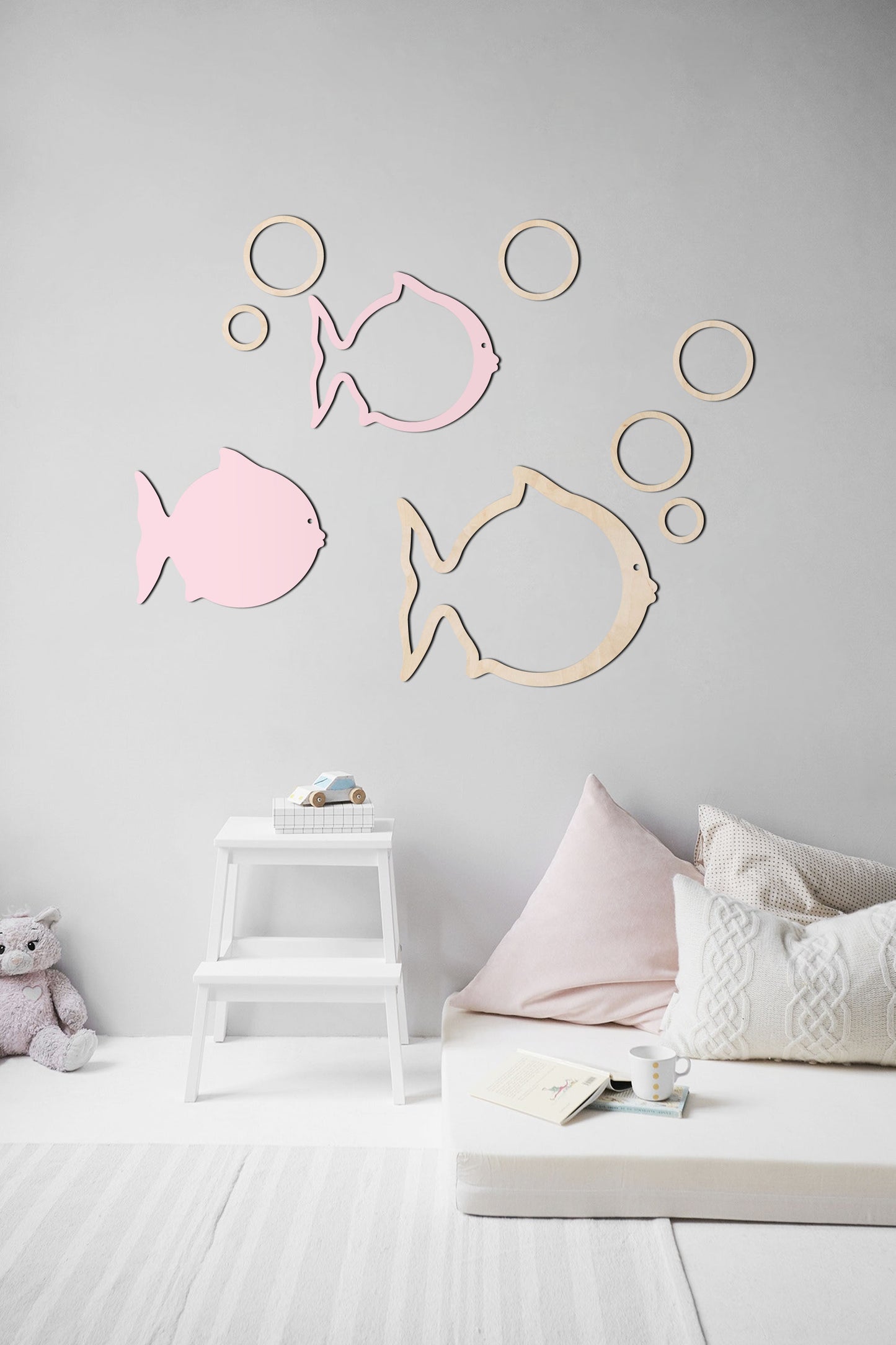 Wall Art Animal Babyroom babyroomdecor homedecor Walldecoration walldecorationideas wallartkids kidsroominspiration kidsroomdesign kidswallart op muur Wanddecoratie lasercutHOUTEN WANDDECORATIE / WOODEN WALL DECORATION - MUURDECORATIE VOOR KINDERKAMER / WALL ART FOR KIDS ROOM - VISSEN / FISH - 61 x 47cm - LICHT HOUT / NATURAL WOOD - WANDFIGUUR - DIEREN - BABYKAMER - ZEE - OCEAAN NATUUR  Babykamer DIER  ANIMAL zee fishdecor ocean vis water DIEREN