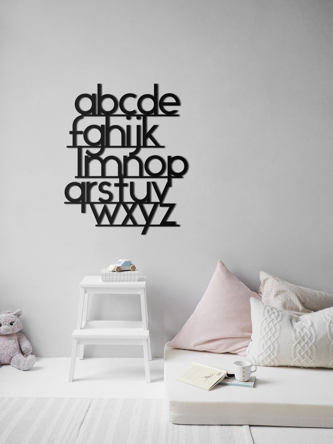 HOUTEN WANDDECORATIE / WOODEN WALL DECORATION - MUURDECORATIE VOOR KINDERKAMER / WALL ART FOR KIDS ROOM ALFABET / ALPHABET LICHT HOUT / NATURAL WOOD - WANDFIGUUR BABYKAMER ABC school leren study letters letter learning lesson children kidsroom  Babyroom babyroomdecor homedecor Walldecoration walldecorationideas wallartkids kidsroominspiration kidsroomdesign kidswallart op muur modern unique Wanddecoratie