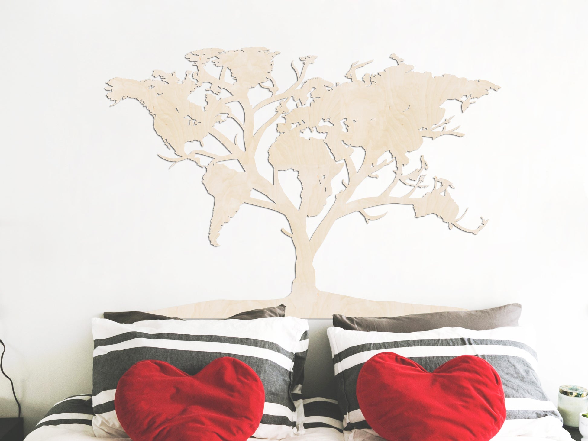 living decor / travel / for traveller / woonkamer / wonen / trendy / stijl  style DÉCORATION MURALE EN BOIS - ART MURAL - ARBRE CARTE DU MONDE / ARBRE CARTE DU MONDE - NOIR / NOIR - ATLAS - SALON ÉLÉGANT ET TENDANCE - TERRE - CONTINENTS - VOYAGE - NATURE - ARBRE - CADEAU HOUTEN WANDDECORATIE / WOODEN WALL DECORATION - MUURDECORATIE / WALL ART - WERELDKAART BOOM / WORLD MAP TREE - ZWART / BLACK - ATLAS - STIJLVOL EN TRENDY WOONKAMER - AARDE - CONTINENTEN - REIZEN - NATUUR - TREE - CADEAU GIFT