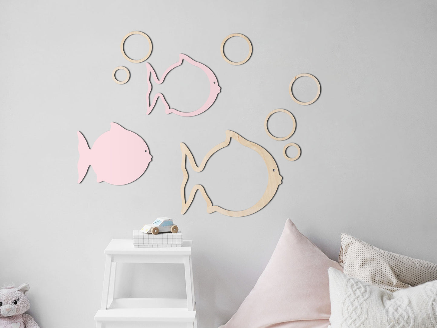 HOUTEN WANDDECORATIE / WOODEN WALL DECORATION - MUURDECORATIE VOOR KINDERKAMER / WALL ART FOR KIDS ROOM - VISSEN / FISH - 61 x 47cm - LICHT HOUT / NATURAL WOOD - WANDFIGUUR - DIEREN - BABYKAMER - ZEE - OCEAAN NATUUR  Babykamer DIER  ANIMAL zee fishdecor ocean vis water DIEREN  Wall Art Animal Babyroom babyroomdecor homedecor Walldecoration walldecorationideas wallartkids kidsroominspiration kidsroomdesign kidswallart op muur Wanddecoratie