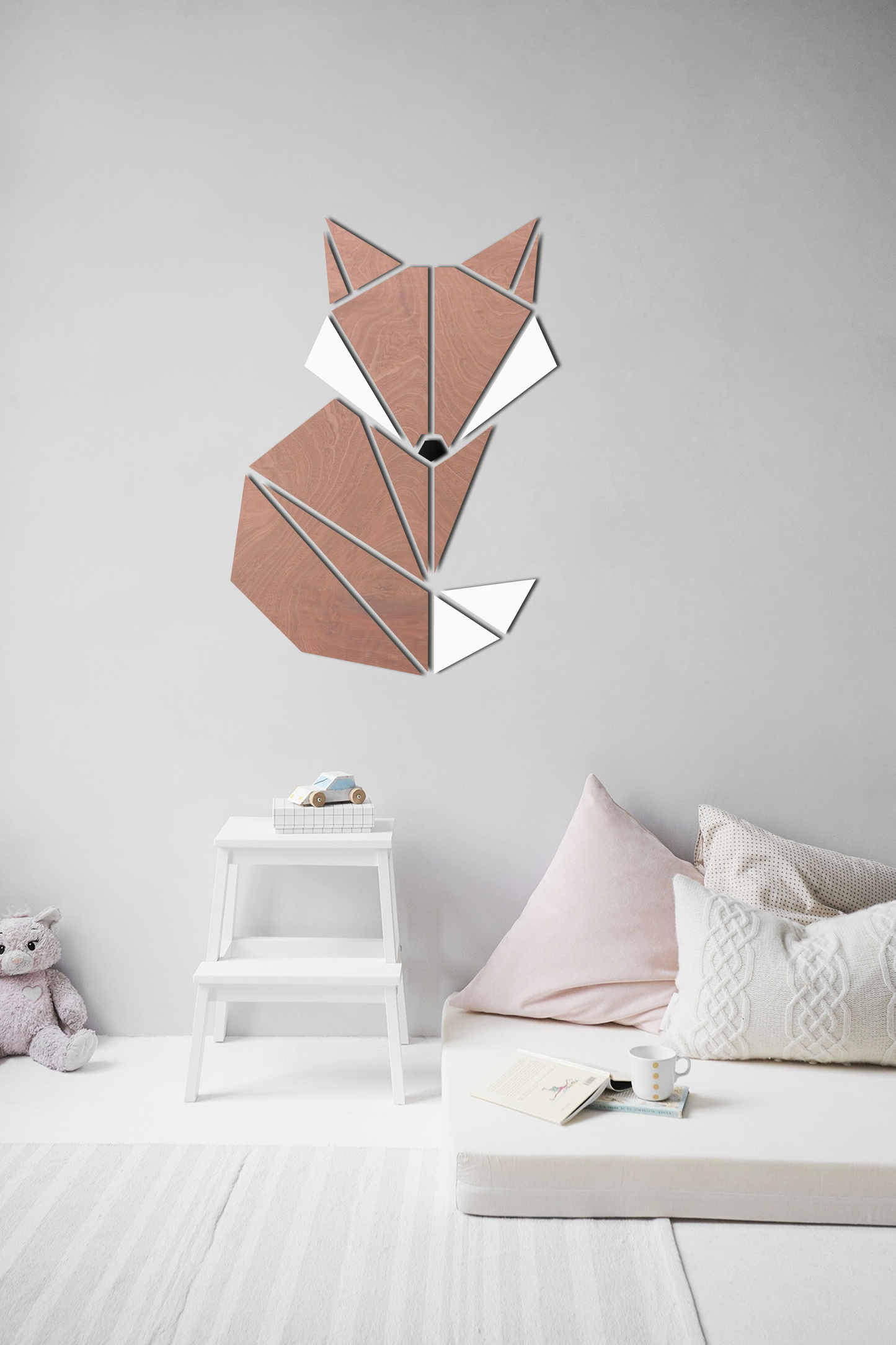 HOUTEN WANDDECORATIE / WOODEN WALL DECORATION - GEOMETRISCHE MUURDECORATIE VOOR DE KINDERKAMER / GEOMETRIC WALL ART FOR KID'S ROOM - VOS / FOX LICHT HOUT / NATURAL WOOD KINDERKAMER SLAAPKAMER MUURDECORATIE CADEAU DECORATIE BABY INTERIEUR MUUR WAND HOUT UNIEK NATUUR Babykamer DIER ANIMAL ORIGAMI DESIGN WANDFIGUUR - DIEREN - DEVOS Wall Art Animal Babyroom babyroomdecor homedecor Walldecoration walldecorationideas wallartkids kidsroominspiration kidsroomdesign kidswallart op muur modern unique