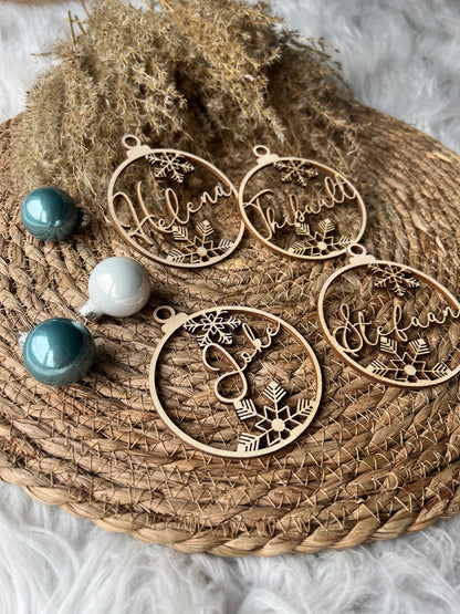 Personalized Christmas bauble with name