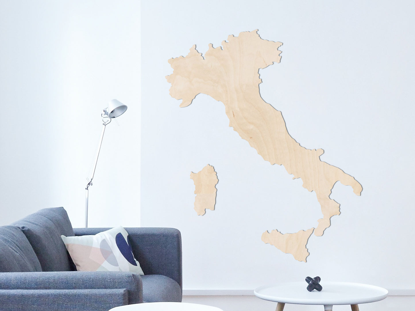 Mappa in legno tagliata al laser dell'Italia