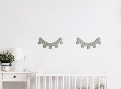 HOUTEN WANDDECORATIE / WOODEN WALL DECORATION - MUURDECORATIE VOOR KINDERKAMER / WALL ART FOR KIDS ROOM - SLAPERIGE OGEN / SLEEPY EYES - ZWART / BLACK - WANDFIGUUR - BABYKAMER - SLAPEN   dream  Babykamer Wall Art Babyroom babyroomdecor homedecor Walldecoration walldecorationideas wallartkids kidsroominspiration kidsroomdesign kidswallart op muur Wanddecoratie lasercut silver