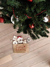   Set of 6 wooden Christmas hangers Lollipop Gingerbread man Cupcake Reindeer Donut Candy cane 